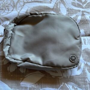 Gaiam Side Kick Waist Pack  Never used.  $ 9.00
